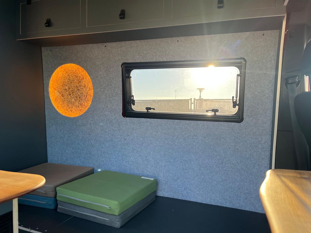 Camper-Ausbau von Blackforest Vans